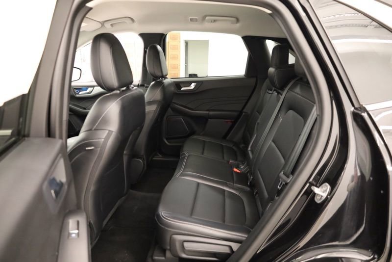Used 2023 Ford Escape Platinum image 32