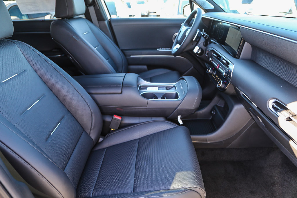 New 2026 Hyundai Palisade Calligraphy AWD/4WD image 18