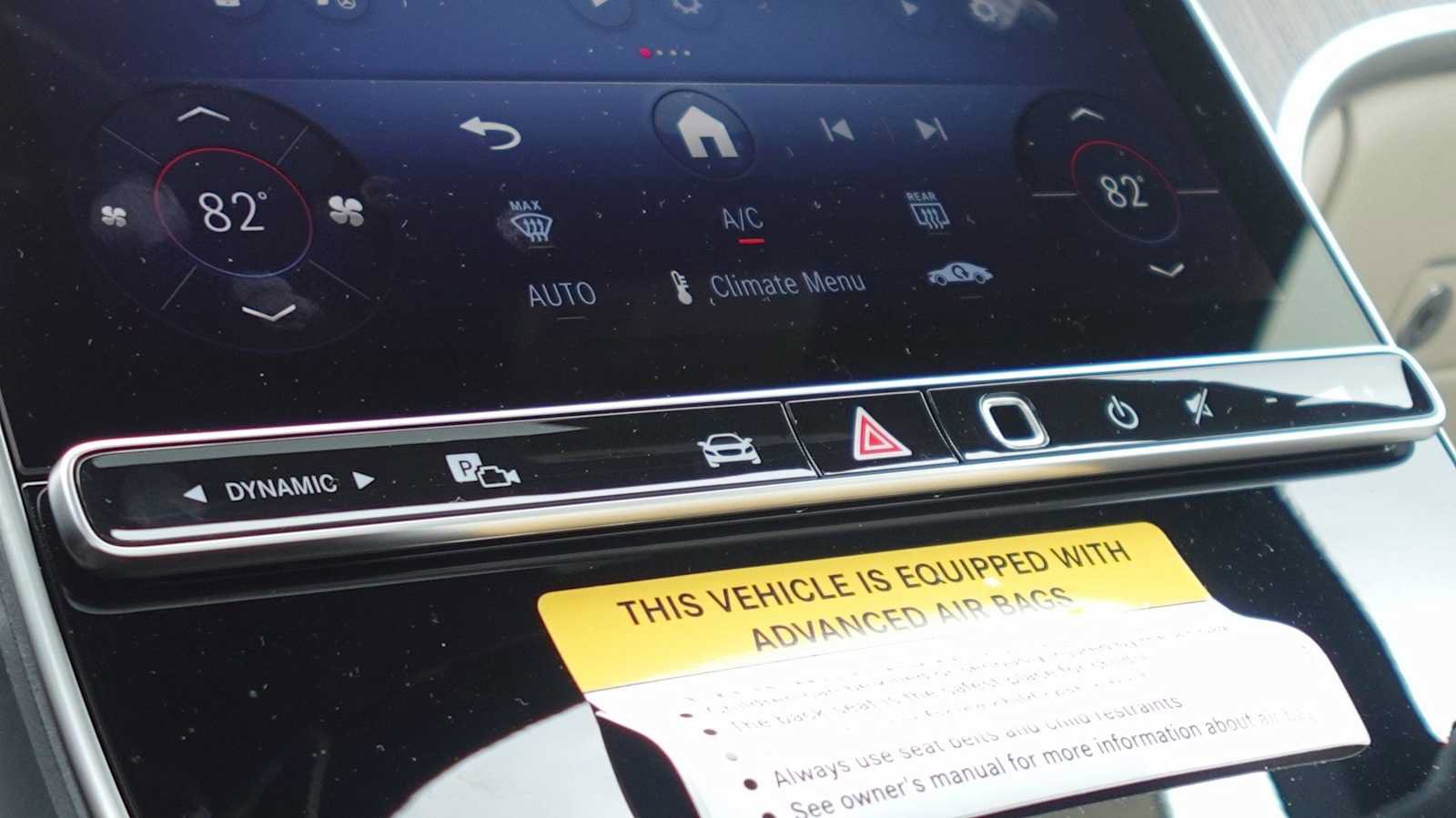 Used 2026 Mercedes-Benz GLC 300 4MATIC image 35