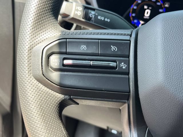 Used 2025 Chevrolet Colorado Trail Boss AWD/4WD image 29