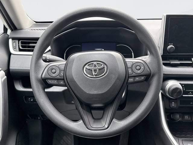 Used 2024 Toyota RAV4 LE image 12