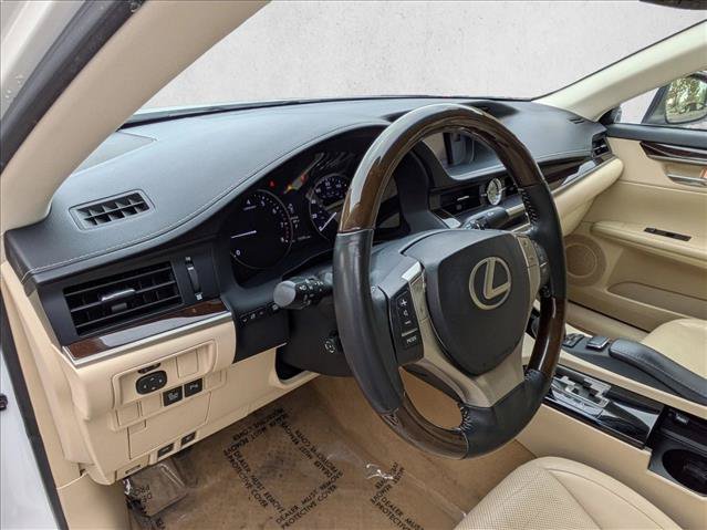 Used 2013 Lexus ES 350 w/ Luxury Pkg FWD image 10