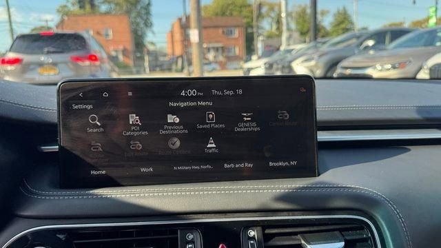 Used 2023 Genesis G70 2.0T image 38