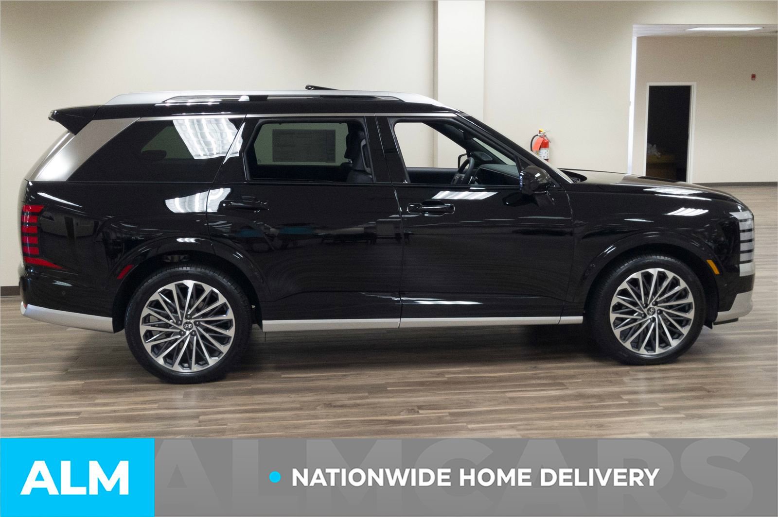 Used 2026 Hyundai Palisade Calligraphy image 5