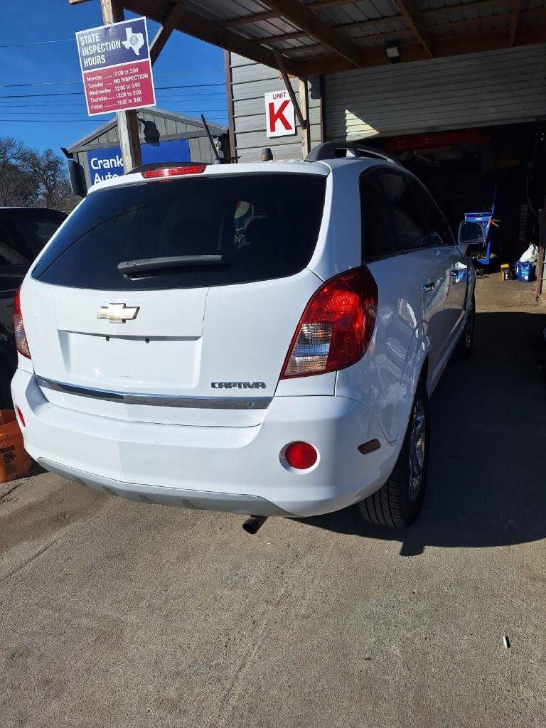 Used 2013 Chevrolet Captiva Sport LT FWD image 9