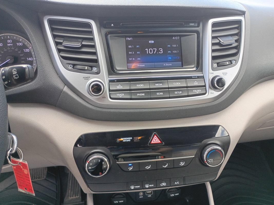 Used 2017 Hyundai Tucson SE w/ SE Popular Package 02 AWD/4WD image 23