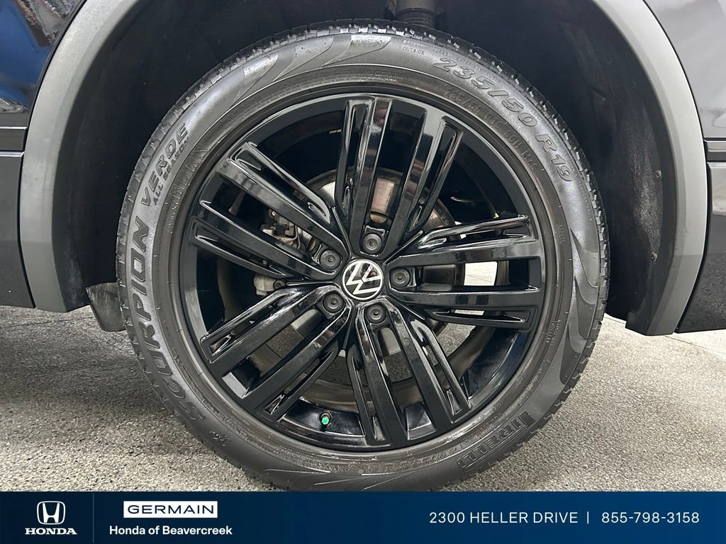Used 2022 Volkswagen Tiguan SE R-Line FWD image 14