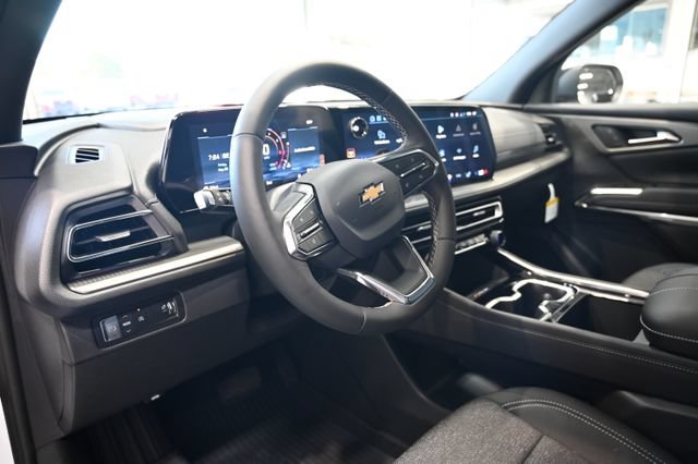 New 2026 Chevrolet Traverse LT w/ Driver Confidence Package FWD image 21