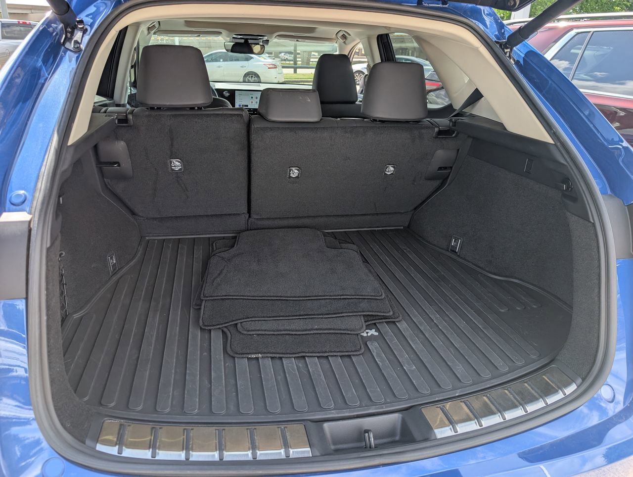 Used 2025 Lexus NX 250 FWD w/ Accessory Package (2T) image 29