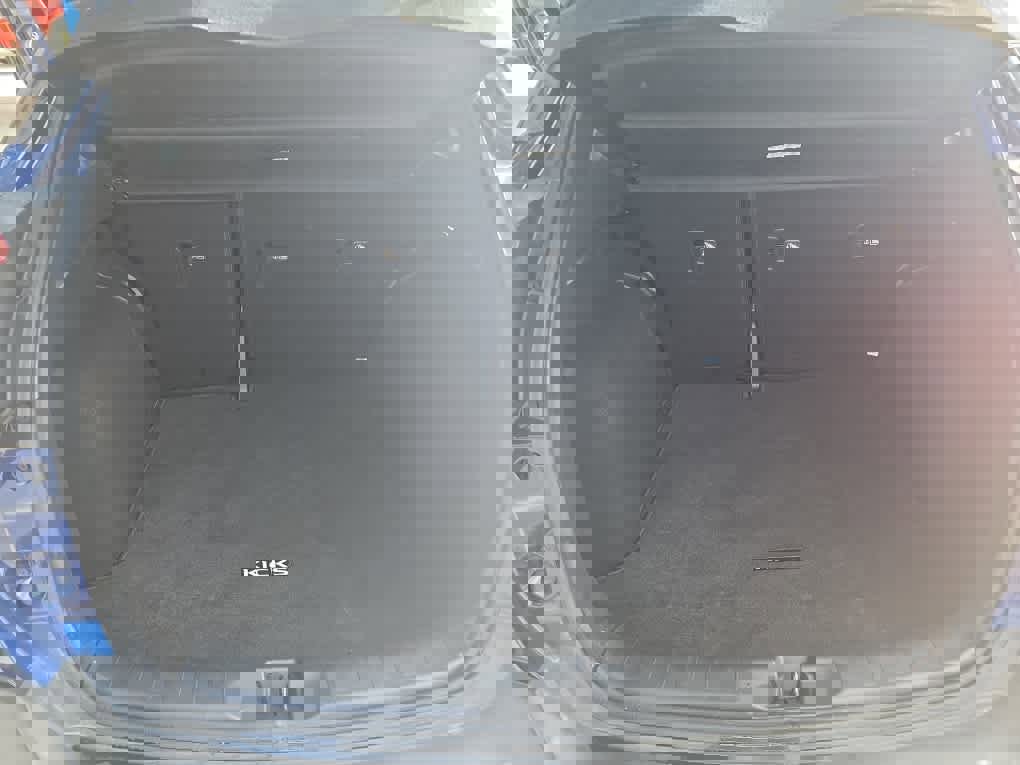 Used 2020 Nissan Kicks SV image 16