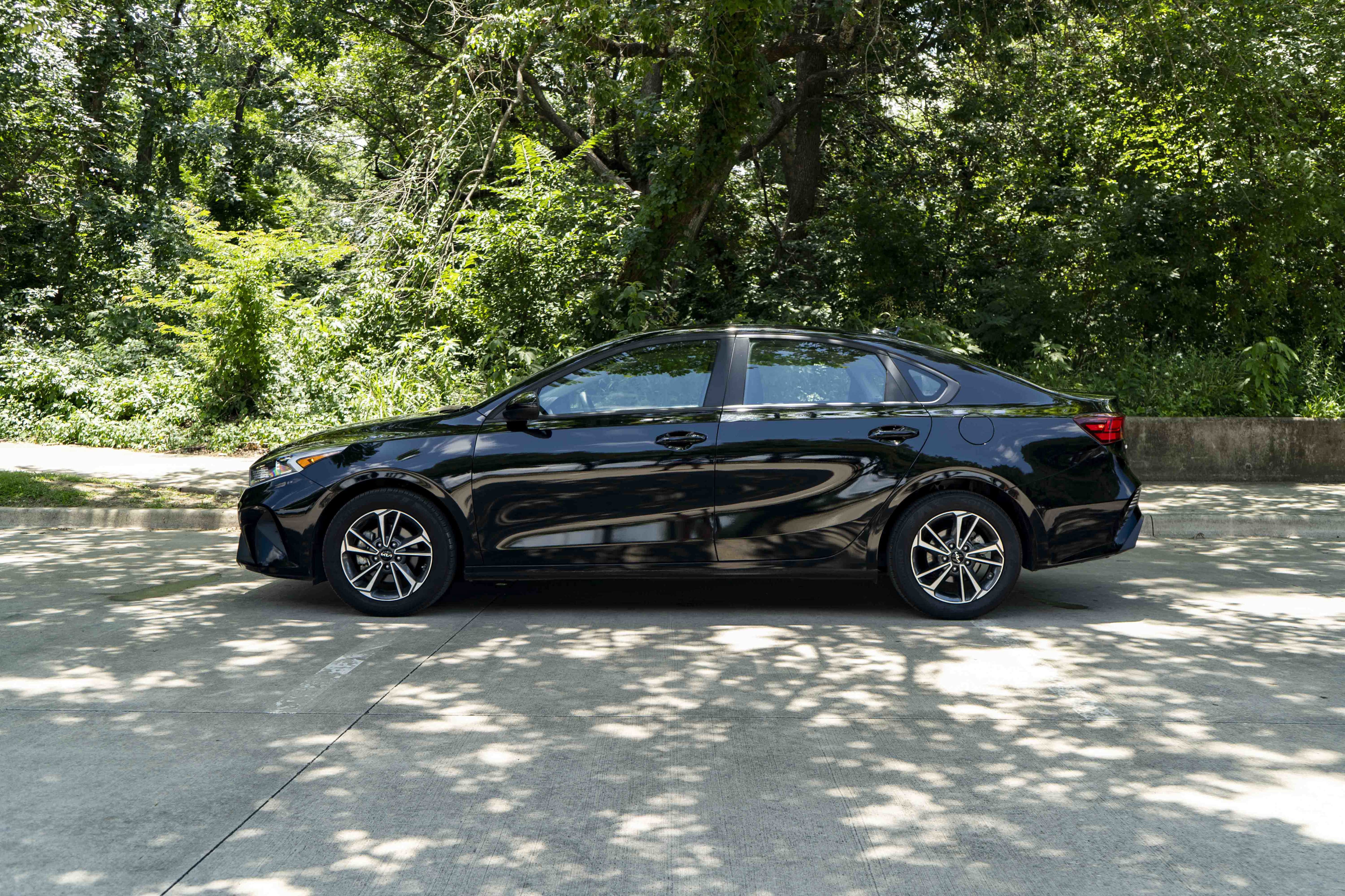 Used 2024 Kia Forte LXS FWD image 6