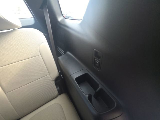 Used 2022 Chevrolet Traverse LS image 29