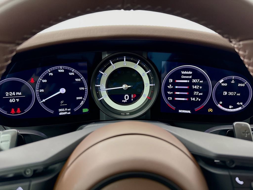 Certified 2022 Porsche 911 Targa 4S AWD/4WD image 18