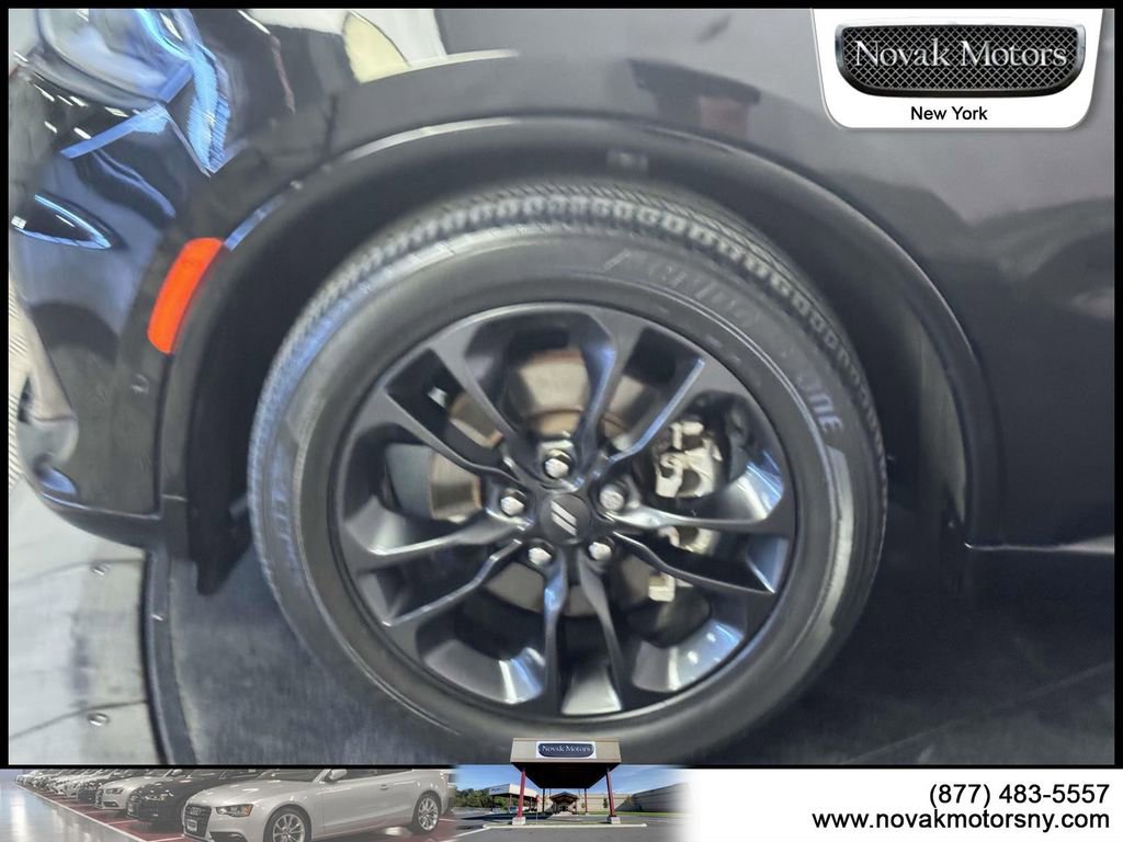 Used 2022 Dodge Durango R/T w/ Blacktop Package AWD/4WD image 5