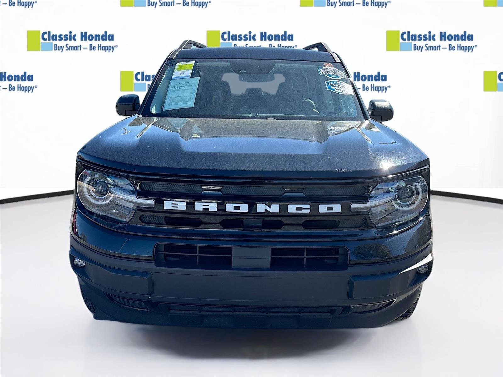 Used 2021 Ford Bronco Sport Outer Banks w/ Outer Banks Package (96D) image 2