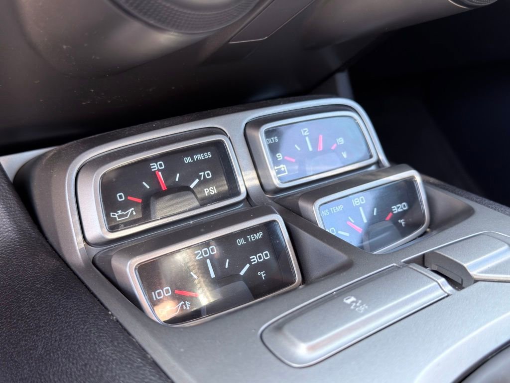 Used 2010 Chevrolet Camaro LT RWD image 6