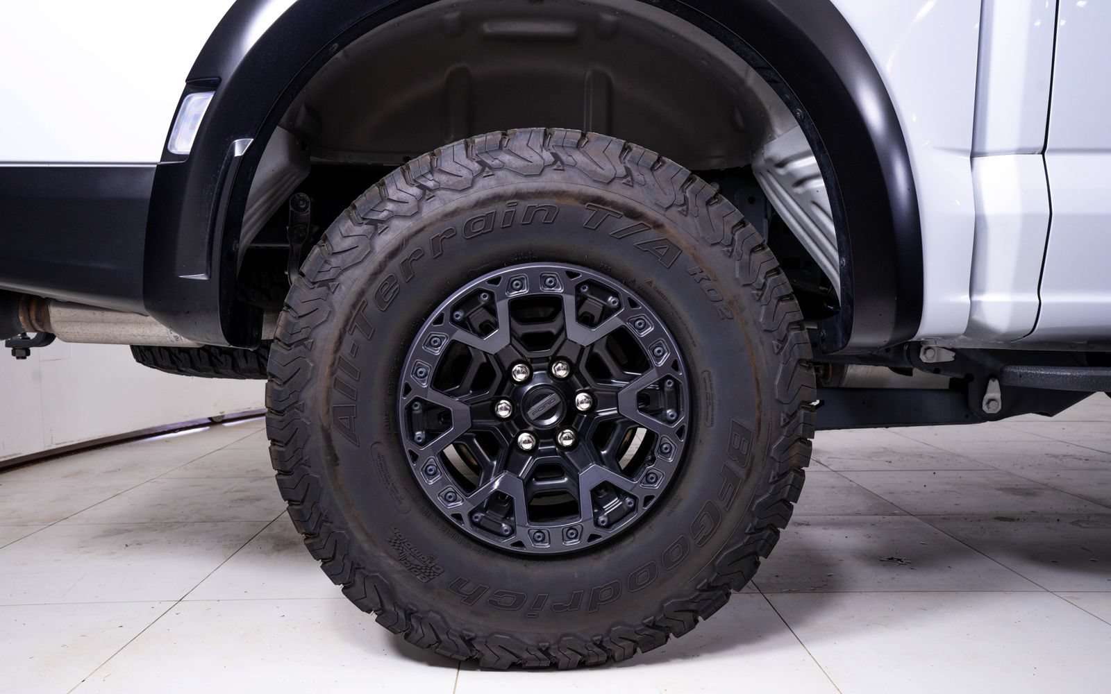 Used 2025 Ford F150 Raptor w/ Equipment Group 803A Raptor R AWD/4WD image 12