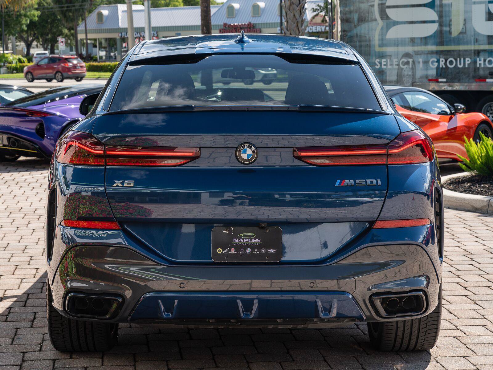 Used 2022 BMW X6 M50i w/ Executive Package AWD/4WD image 34