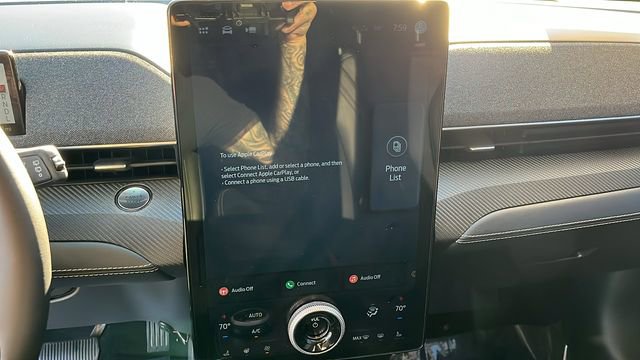 Used 2023 Ford Mustang Mach-E Premium image 11