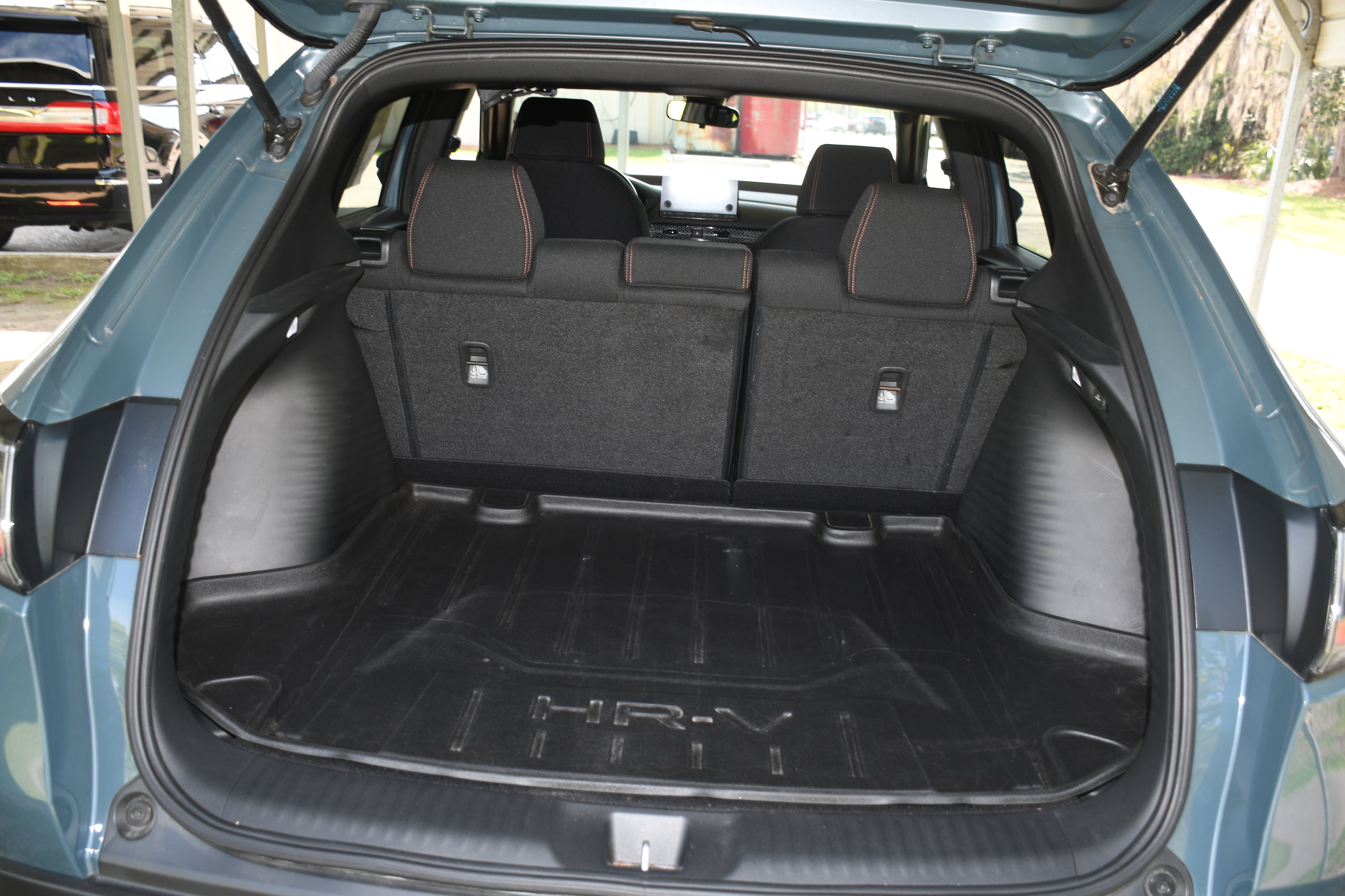 Used 2023 Honda HR-V Sport image 17