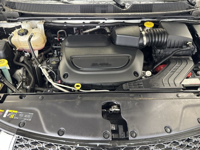 Used 2023 Chrysler Pacifica Limited FWD image 31