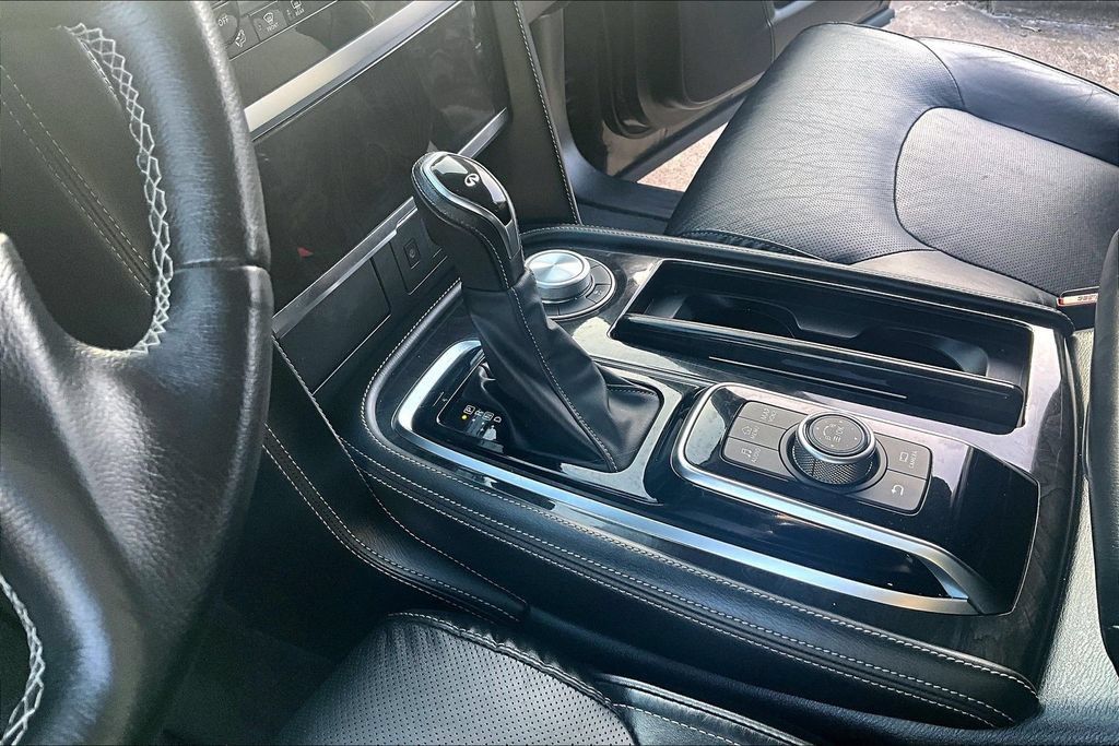 Used 2024 INFINITI QX80 Luxe AWD/4WD image 19