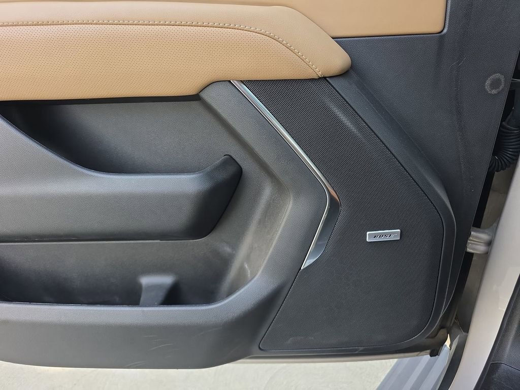 Used 2023 Chevrolet Tahoe Premier w/ Premium Package image 25