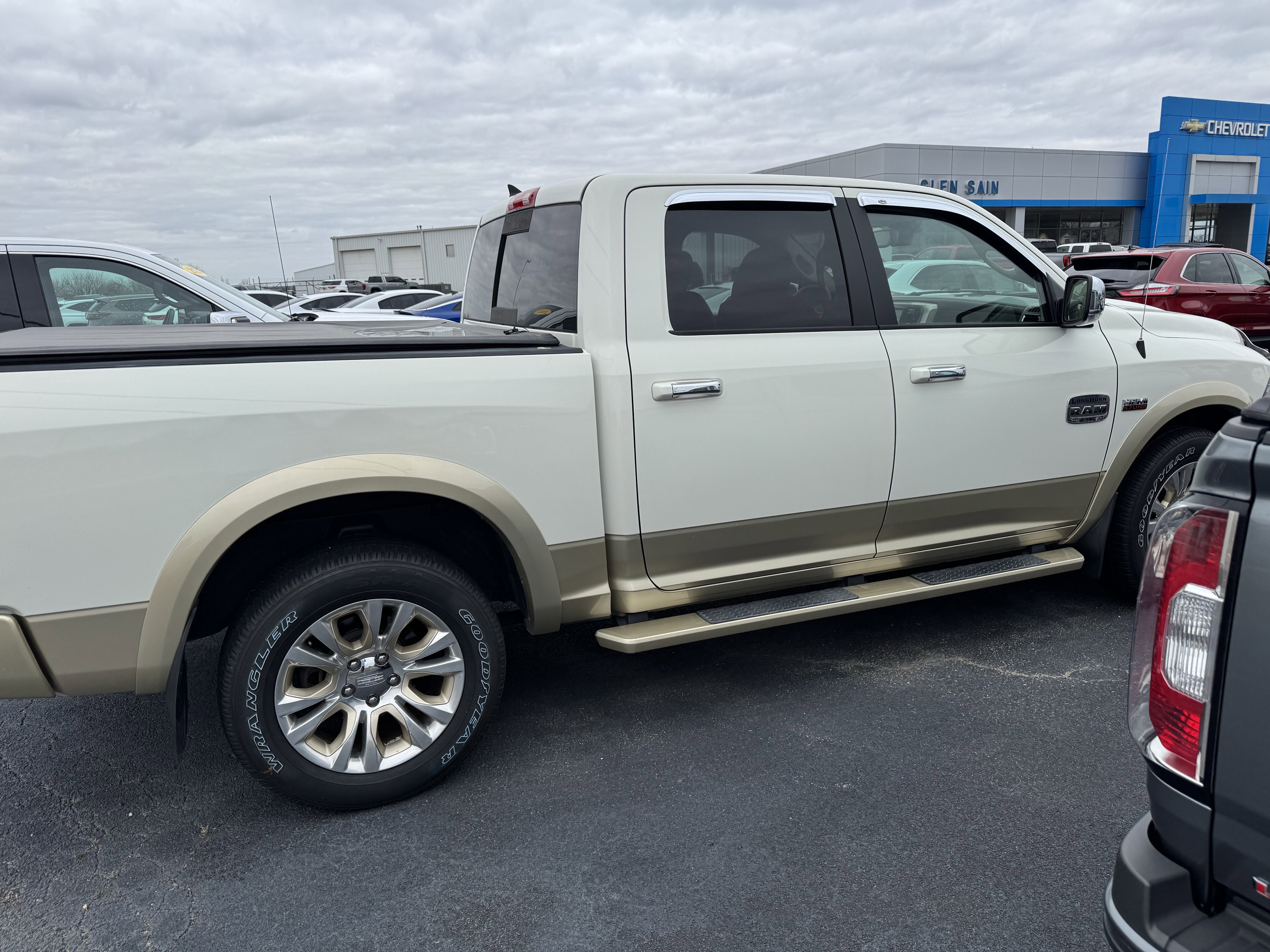 Used 2017 RAM 1500 Laramie Longhorn image 6
