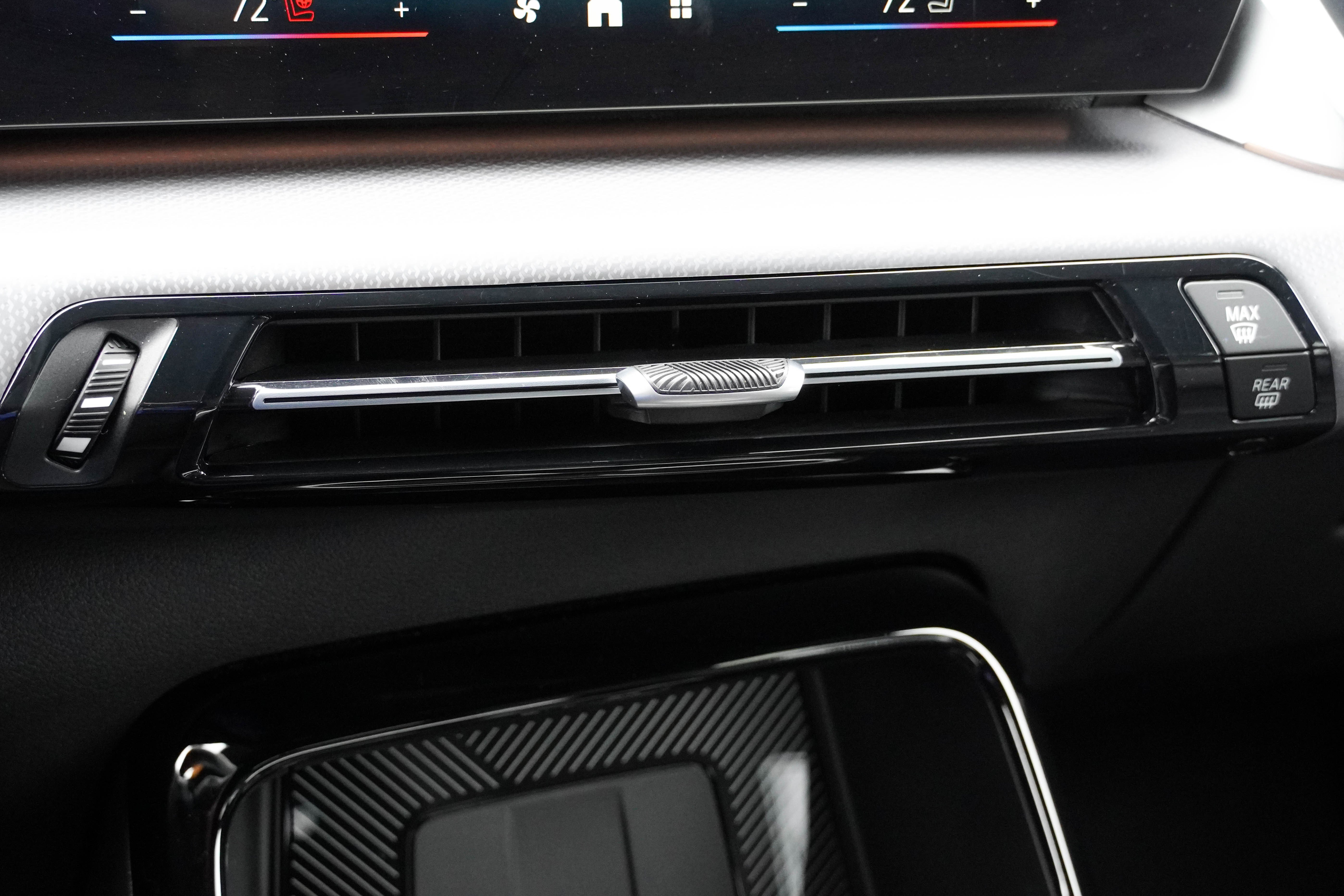 Certified 2025 BMW X2 M35i image 29