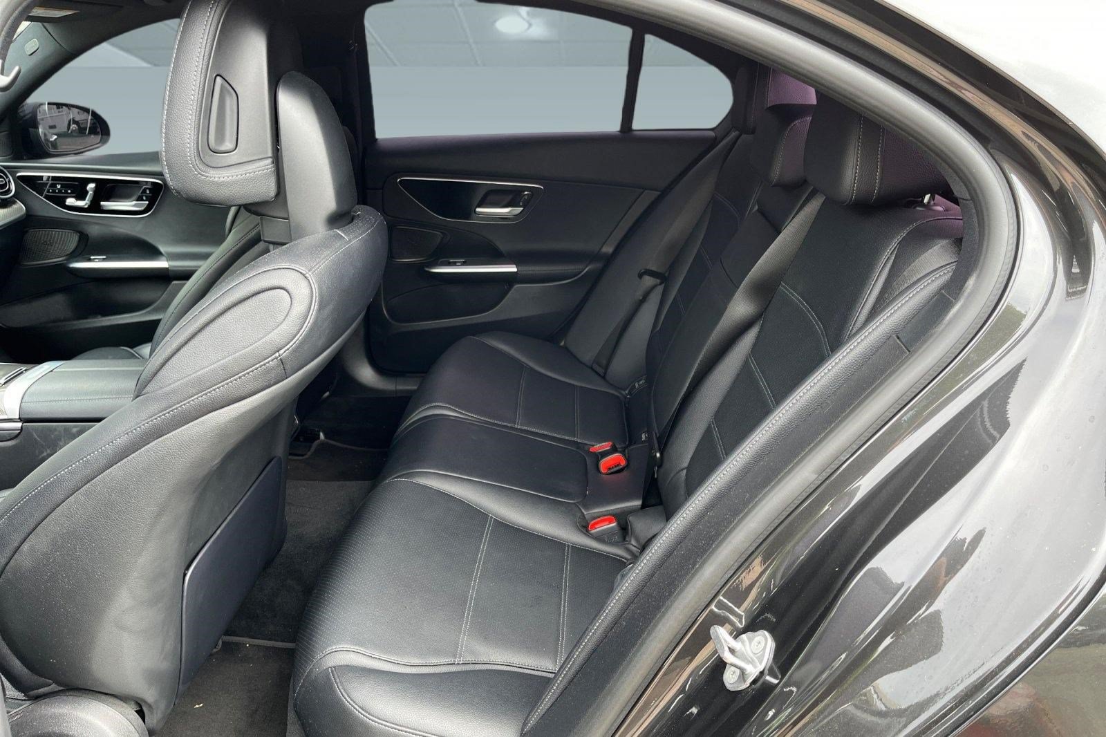 Certified 2022 Mercedes-Benz C 300 Sedan image 7