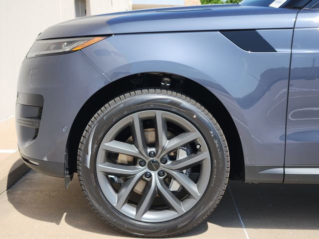 New 2026 Land Rover Range Rover Sport SE AWD/4WD image 6