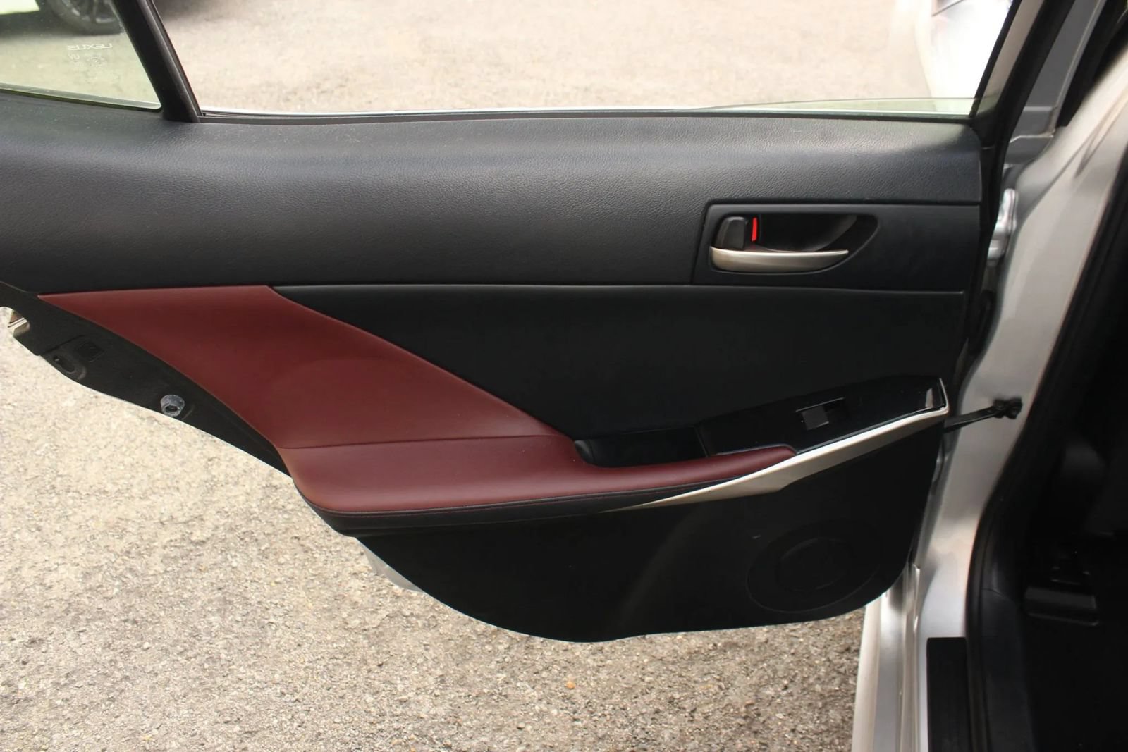 Used 2017 Lexus IS 200t RWD image 21