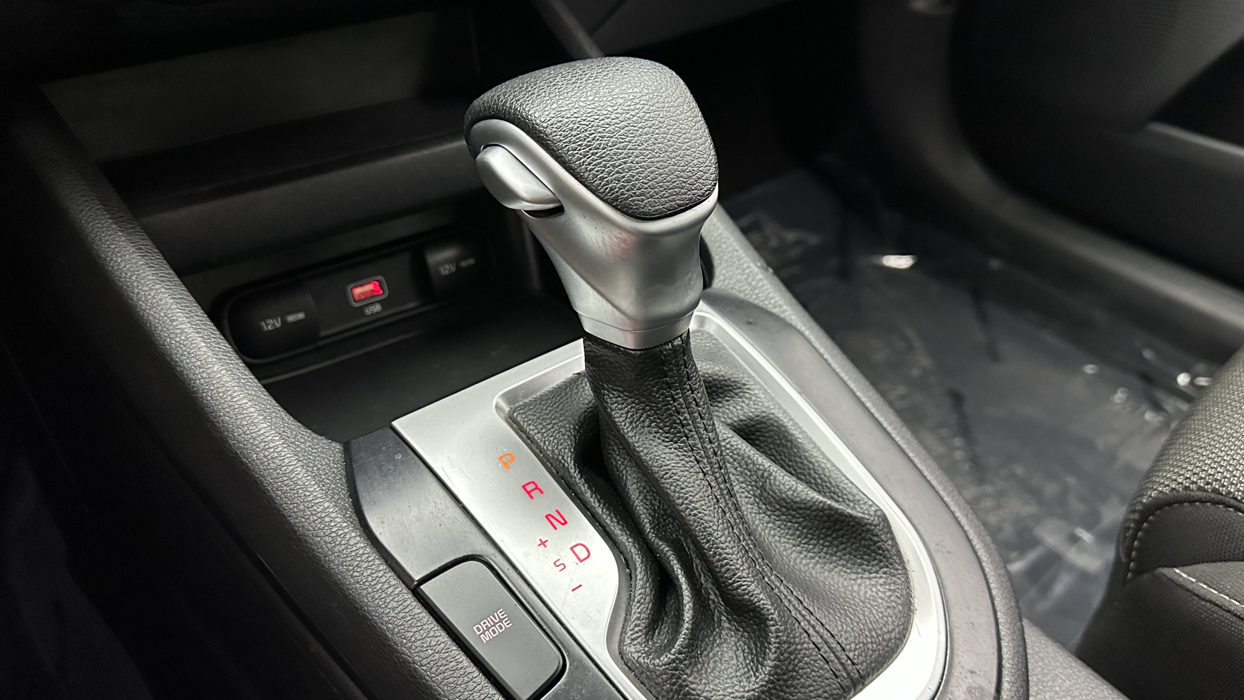 Used 2022 Kia Forte LXS image 16