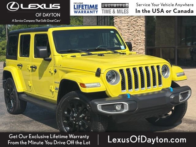 Used 2023 Jeep Wrangler Unlimited Sahara w/ Cold Weather Group AWD/4WD image 1
