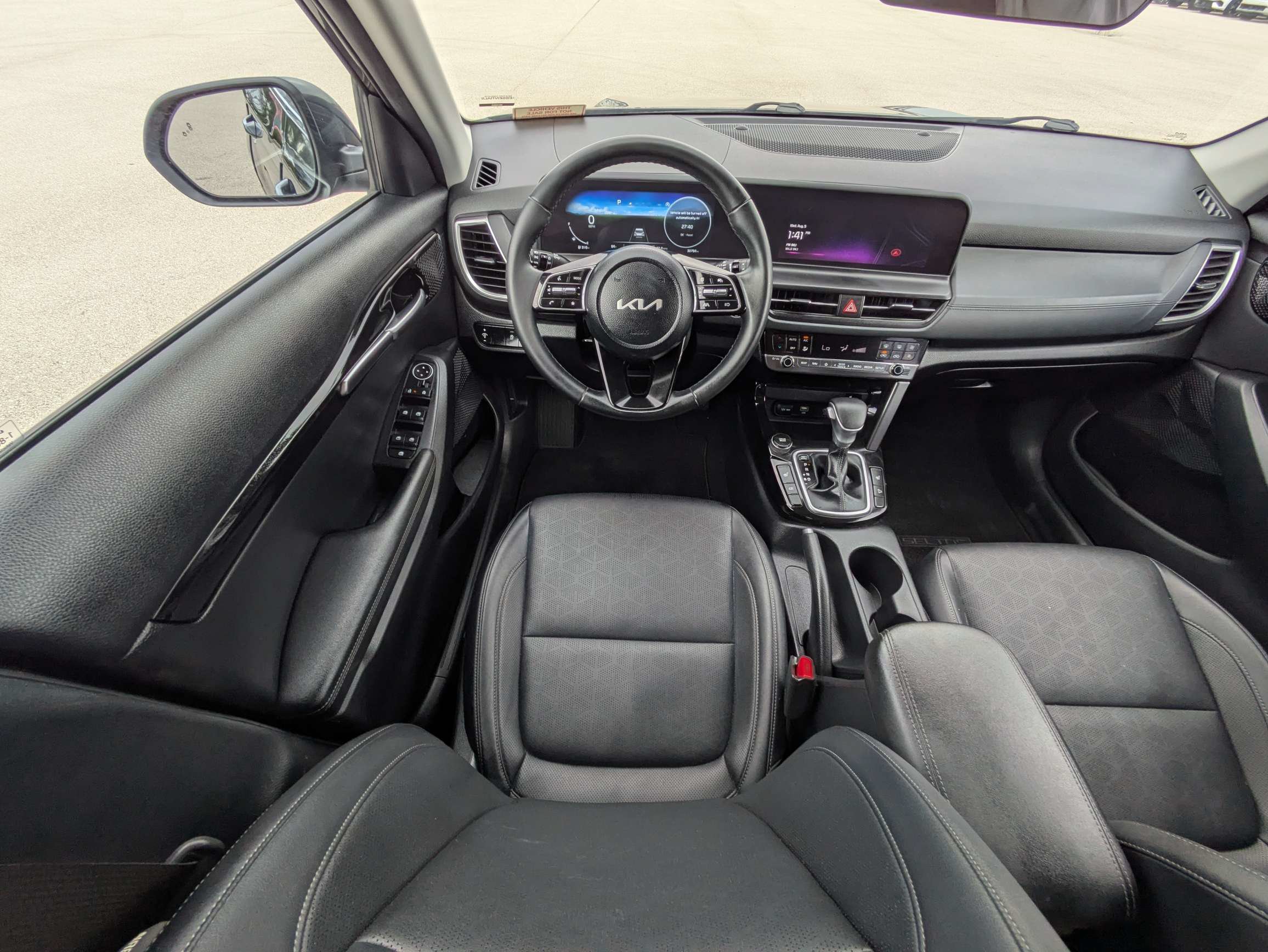 Certified 2024 Kia Seltos EX FWD image 19