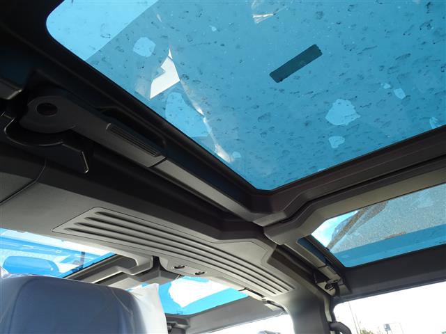 New 2025 GMC Hummer EV 3X w/ LPO, Cargo Utility Package image 7
