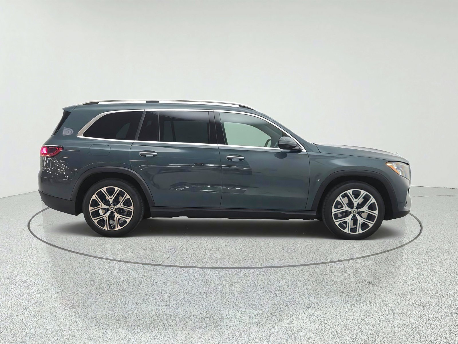 New 2027 Mercedes-Benz GLS 450 4MATIC image 4