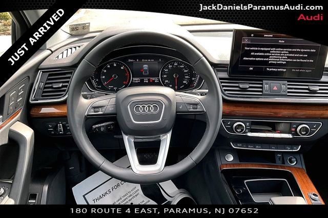 Used 2023 Audi Q5 2.0T Premium w/ Convenience Package image 5