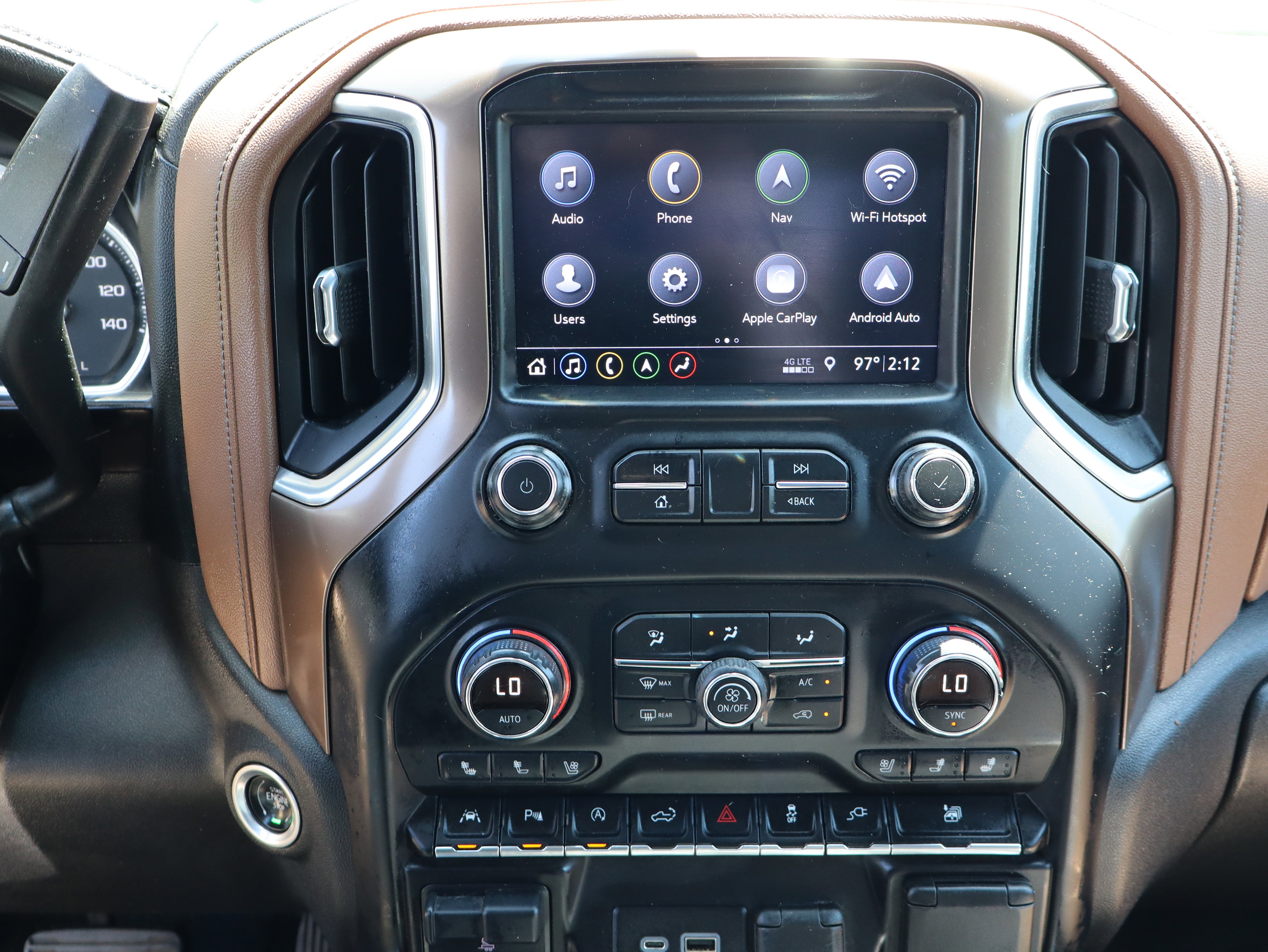 Used 2019 Chevrolet Silverado 1500 High Country w/ Technology Package AWD/4WD image 35