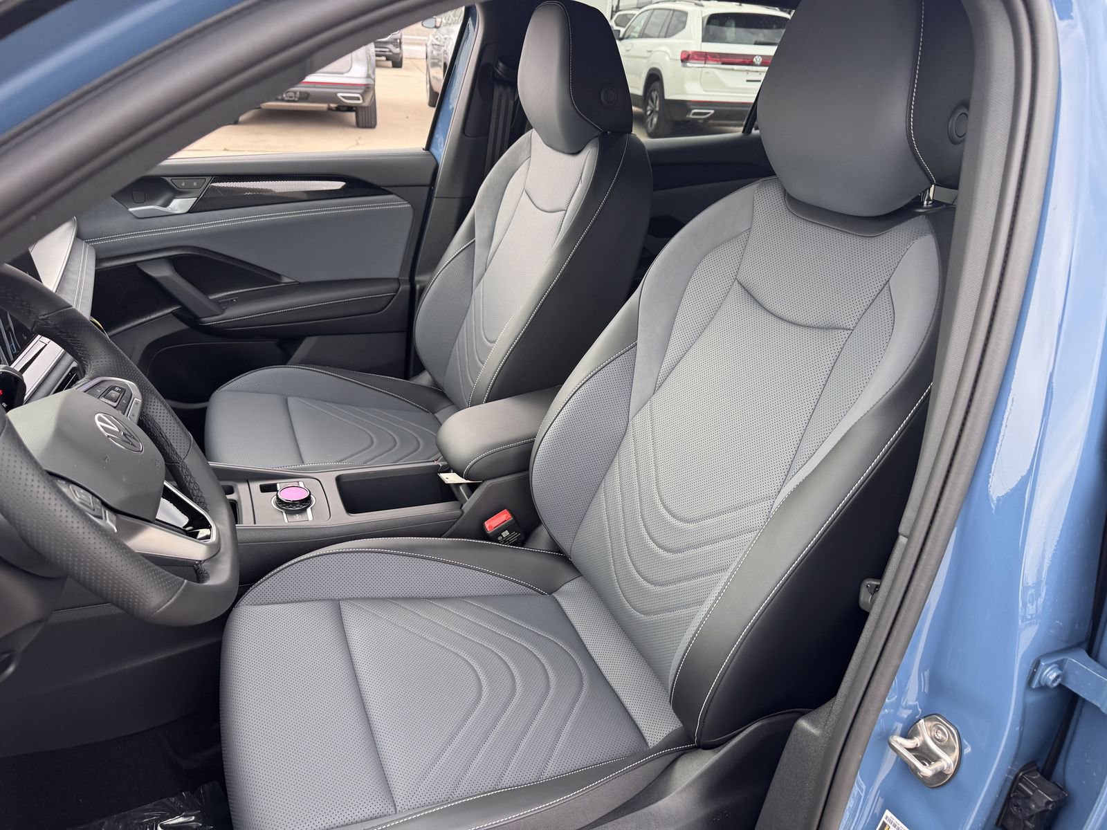 New 2026 Volkswagen Tiguan SE R-Line image 25