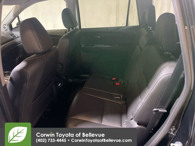 Used 2022 Honda Pilot Black Edition image 23