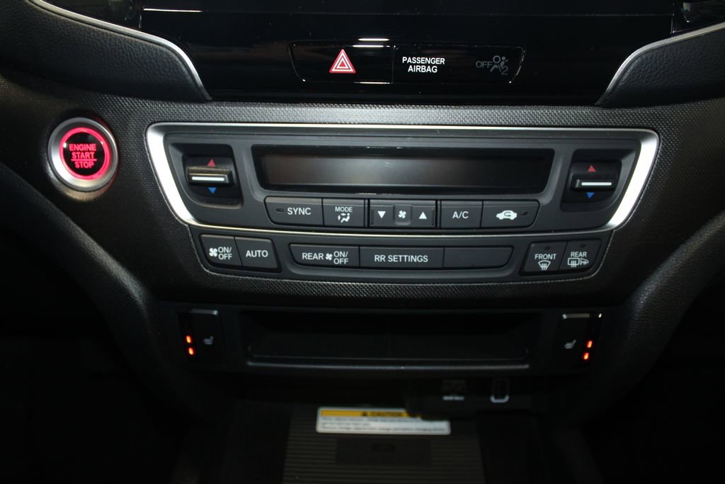 Used 2023 Honda Passport TrailSport image 32