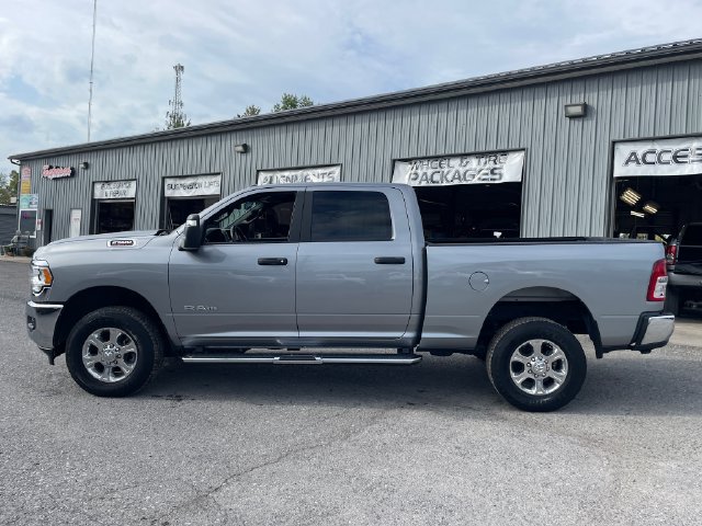 Used 2024 RAM 2500 Big Horn w/ Bed Utility Group AWD/4WD image 4