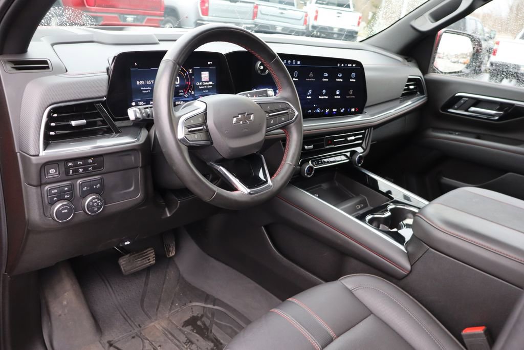 Used 2025 Chevrolet Tahoe RST w/ Comfort Package image 4