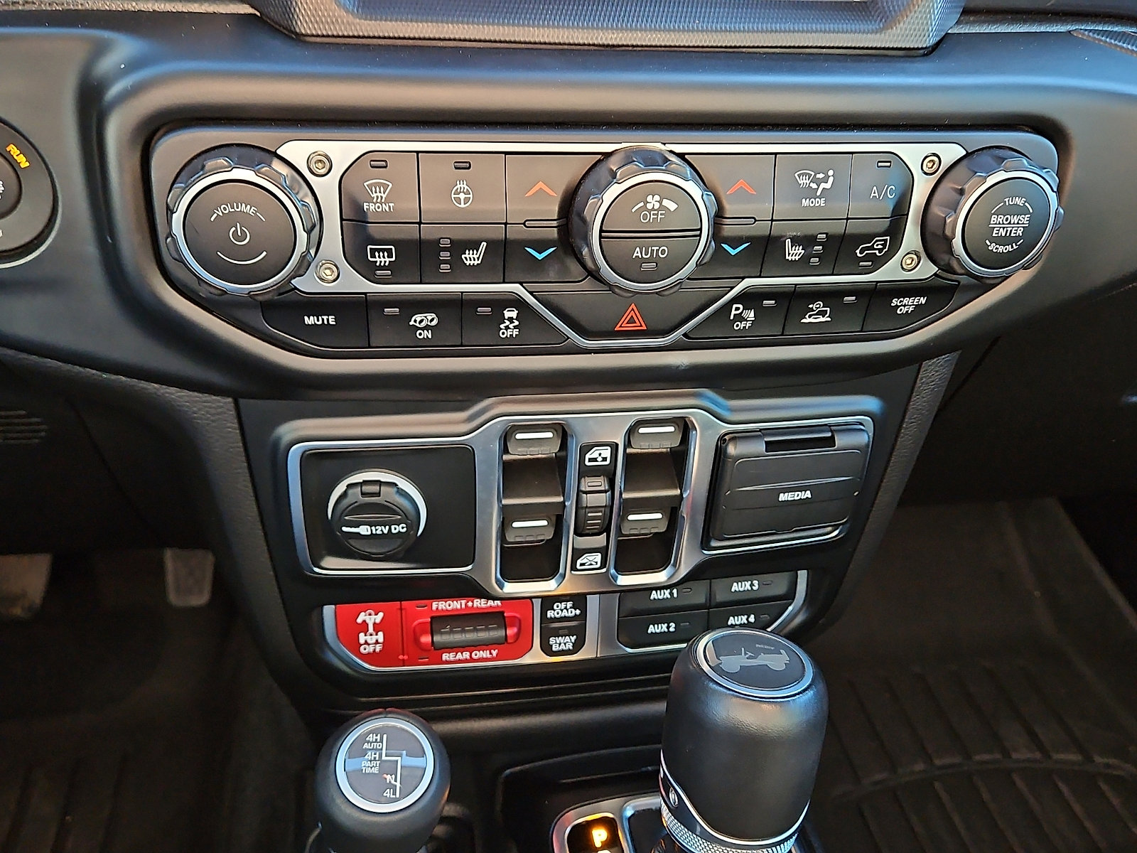 Used 2023 Jeep Wrangler Unlimited Rubicon 392 w/ Trailer Tow Package image 15