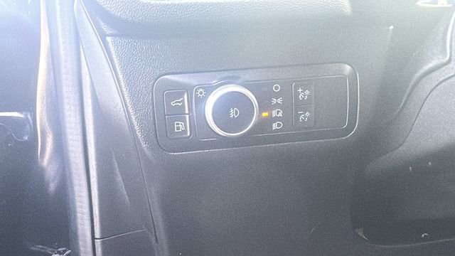 Used 2021 Ford Escape Titanium image 22