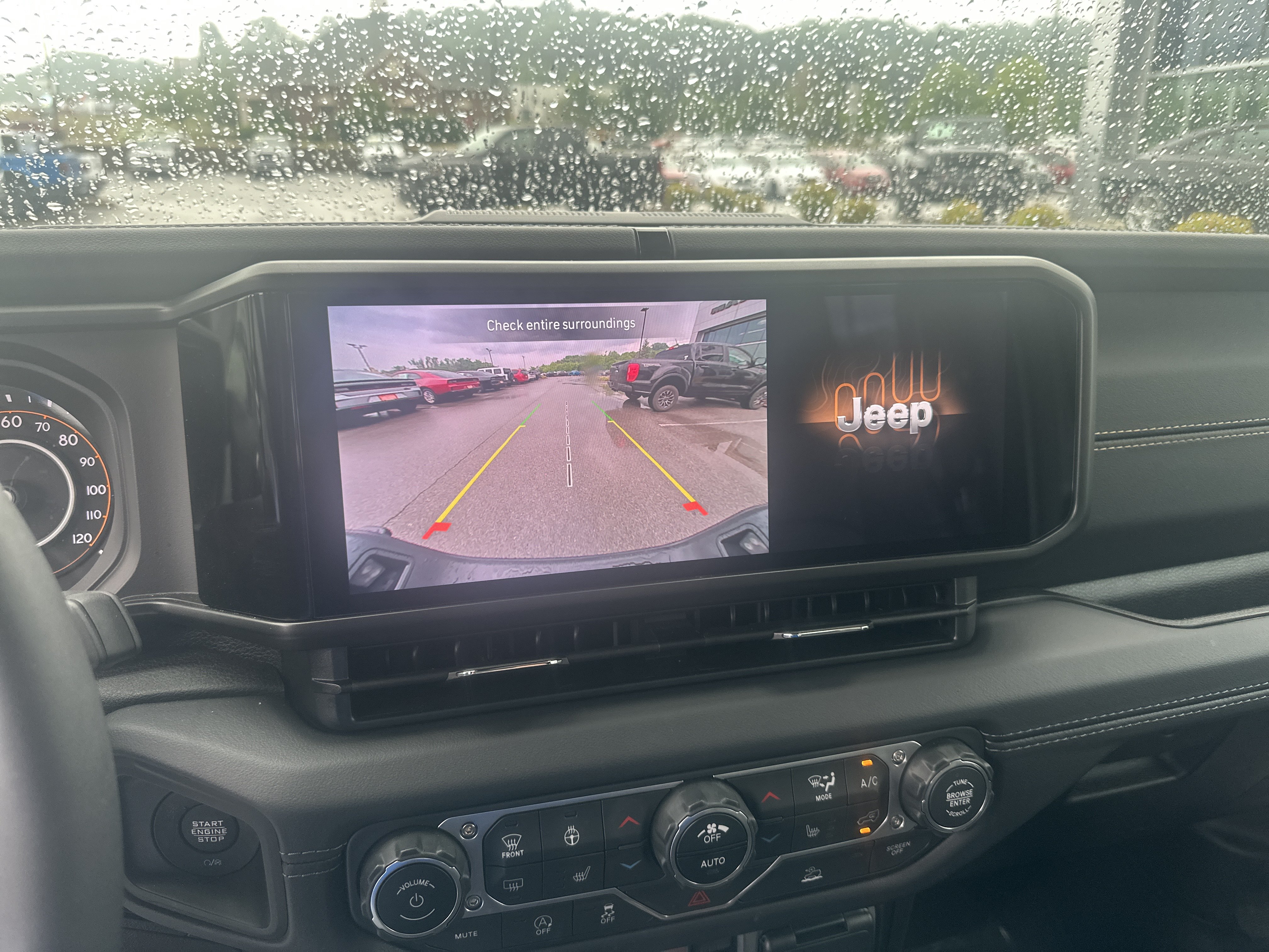 Used 2025 Jeep Gladiator Sport AWD/4WD image 38