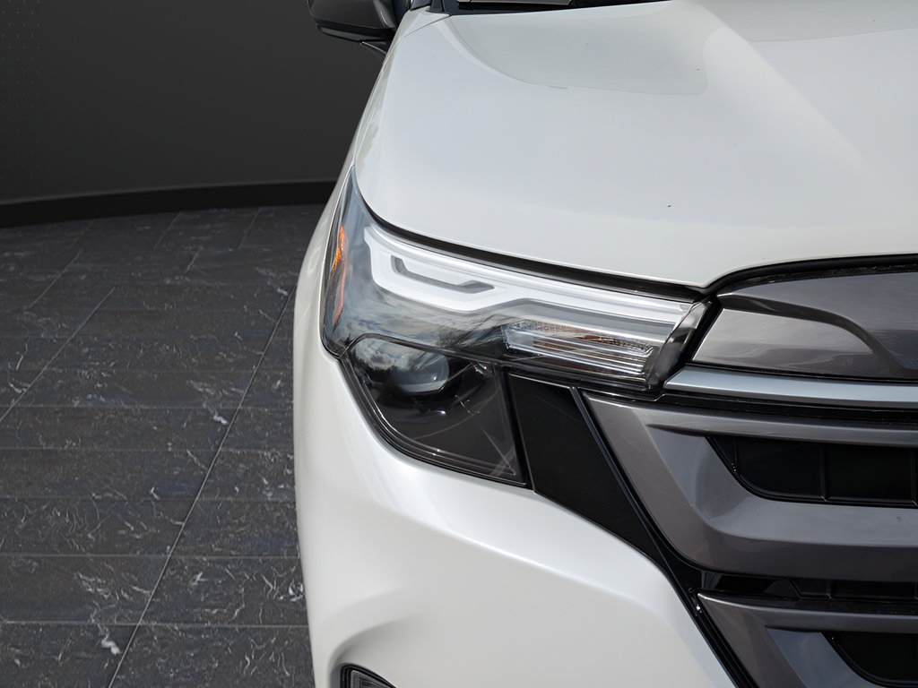 Used 2026 Subaru Forester Premium AWD/4WD image 10