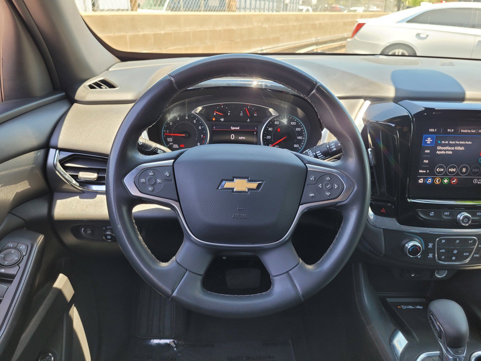 Used 2023 Chevrolet Traverse LT AWD/4WD image 18