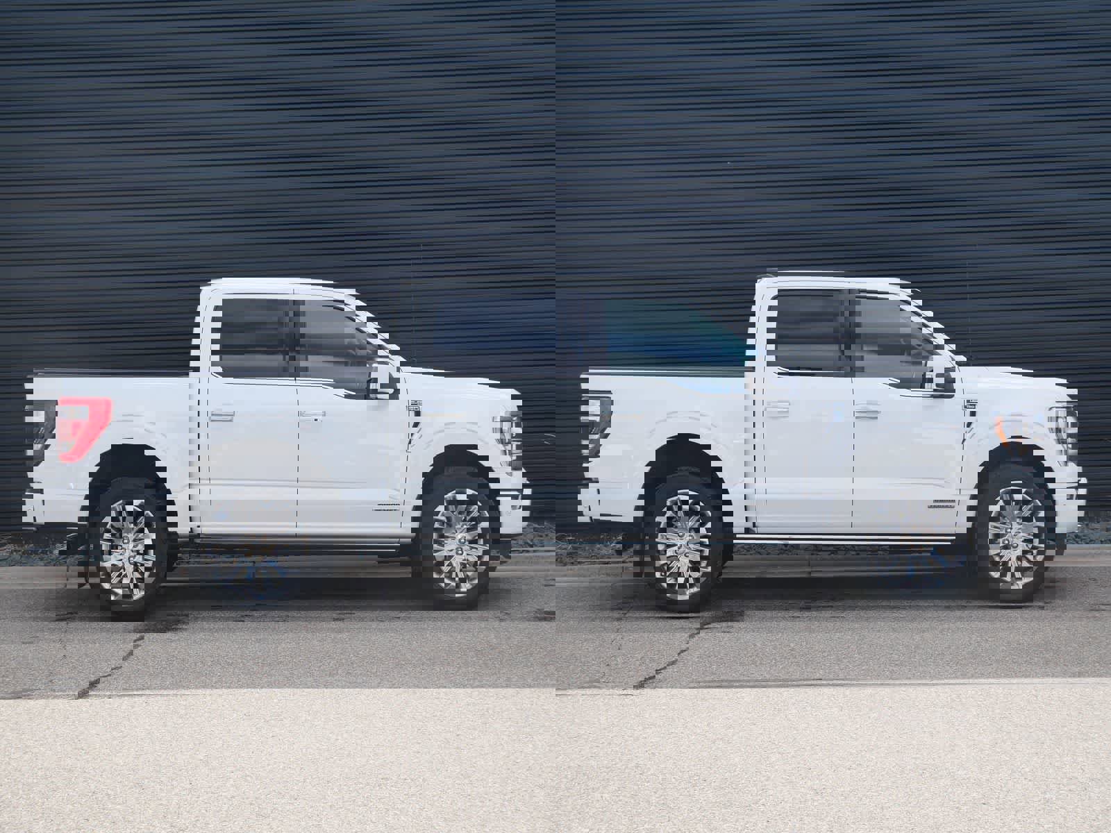 Used 2022 Ford F150 Limited image 30